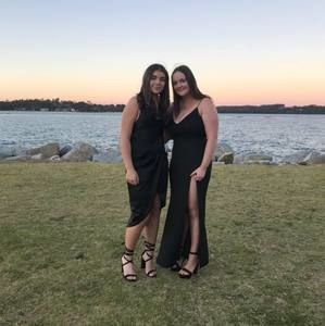 Meet your Posher, Alicia